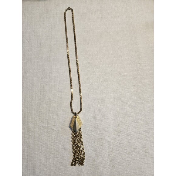 VINTAGE ART DECO GOLD TONE TASSELS PENDANT CHAIN NECKLACE COSTUME JEWELRY - Picture 1 of 3